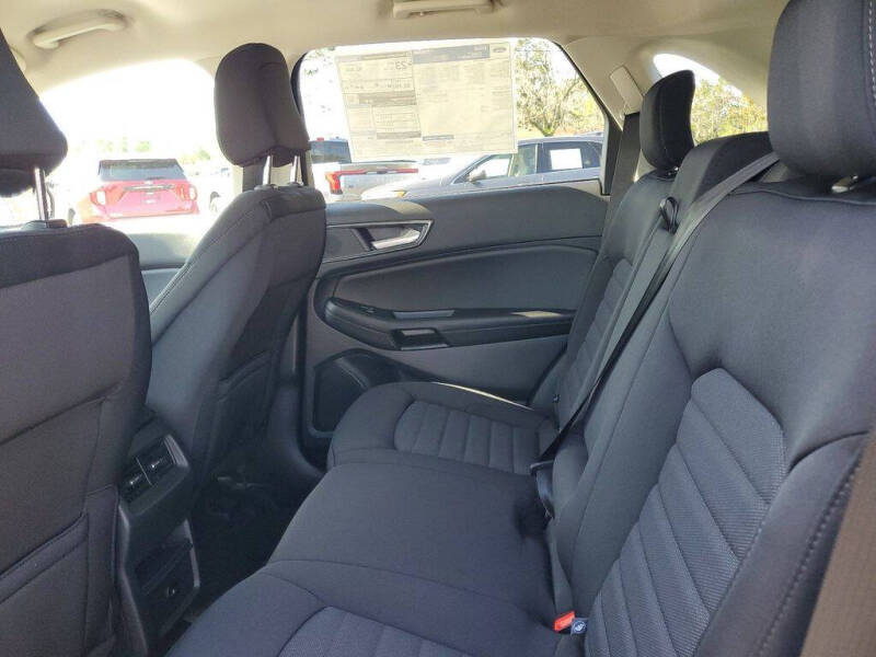 2024 Ford Edge SE