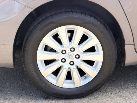 2016 Toyota Sienna LE 7-Passenger
