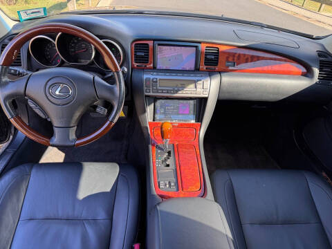 2004 Lexus SC 430