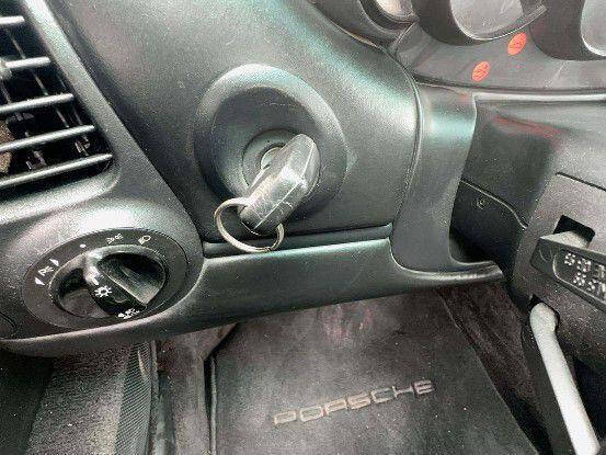 2001 Porsche 911 Carrera