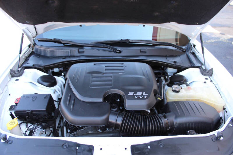 2015 Dodge Charger SE