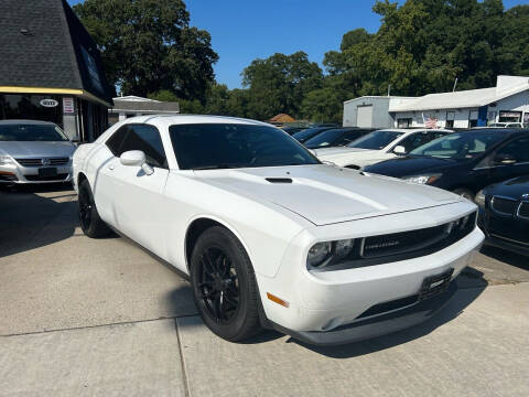 2013 Dodge Challenger for sale at Auto Space LLC in Norfolk VA