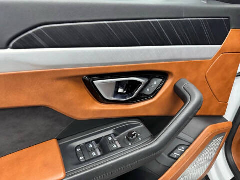 2021 Lamborghini Urus