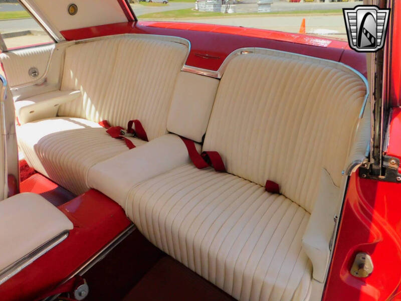 1965 Ford Thunderbird