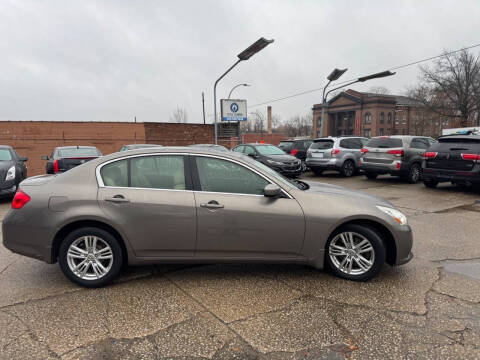 2011 Infiniti G37 Sedan x