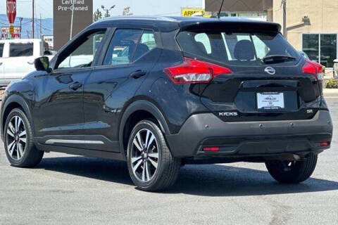 2020 Nissan Kicks SR