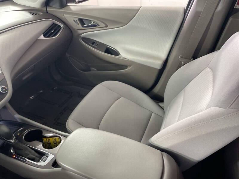 2024 Chevrolet Malibu LS