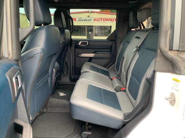 2022 Ford Bronco Outer Banks Advanced