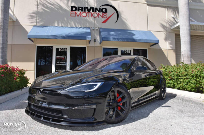 2023 Tesla Model S Plaid