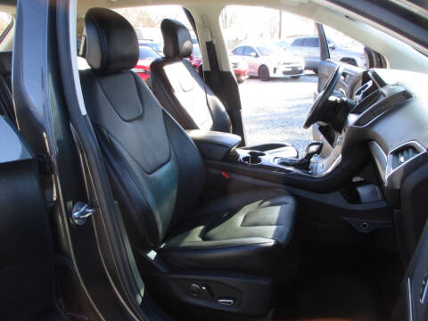 2018 Ford Edge Titanium