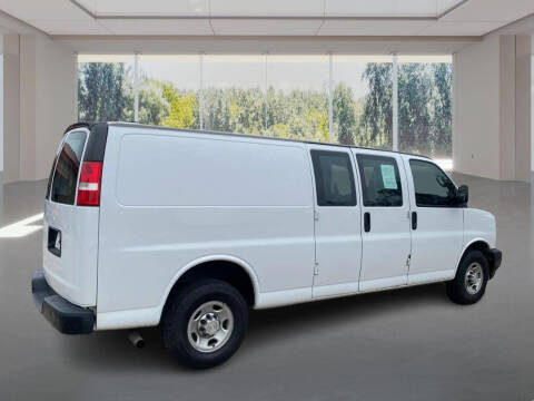 2020 Chevrolet Express 2500