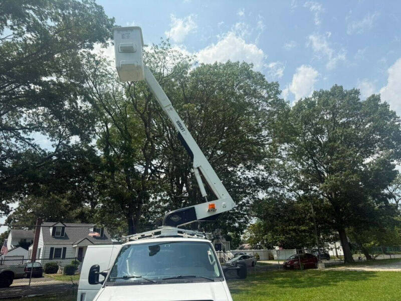 2011 Ford E-Series E-350 SD