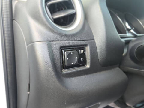 2016 Nissan Versa 1.6 SV