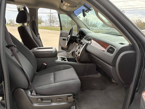 2012 Chevrolet Suburban LS 2500