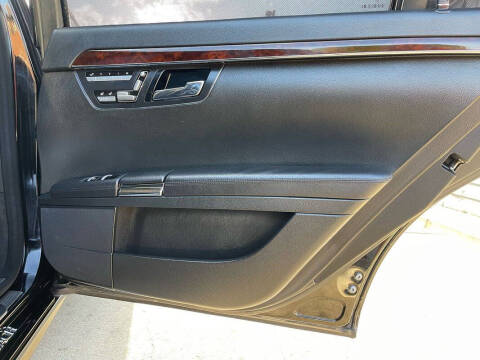 2012 Mercedes-Benz S-Class S 550 4MATIC