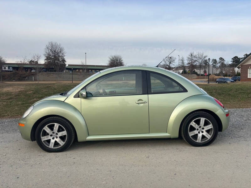 2006 Volkswagen New Beetle 2.5