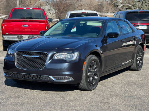 2019 Chrysler 300 for sale at North Imports LLC in Burnsville MN