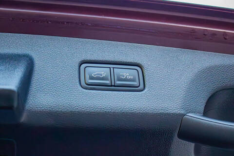 2023 Kia Carnival EX