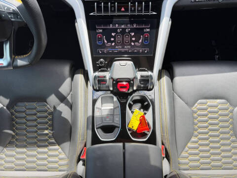 2020 Lamborghini Urus