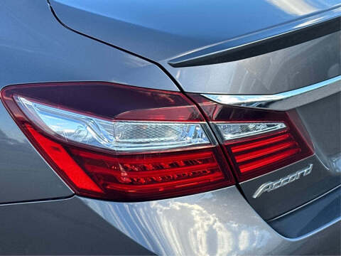 2017 Honda Accord Hybrid EX-L