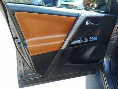 2017 Toyota RAV4 Limited