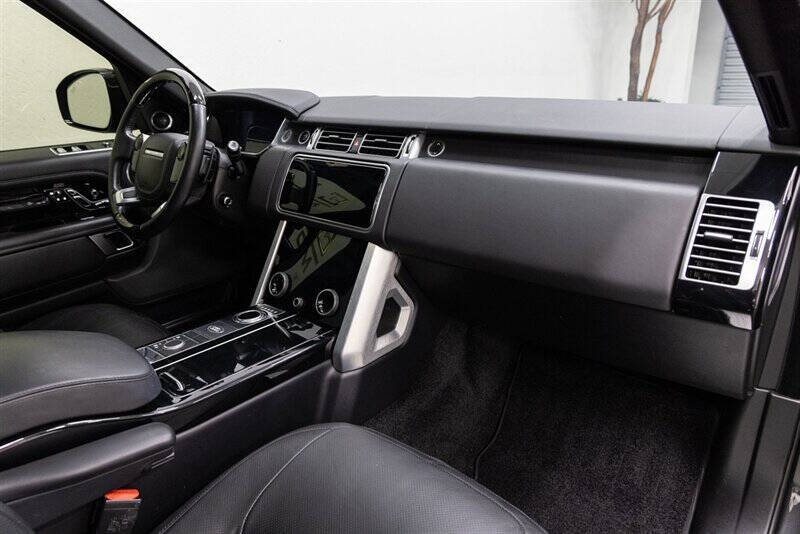 2022 Land Rover Range Rover P525 HSE Westminster Edition