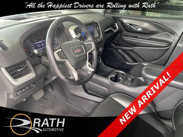 2022 GMC Terrain SLT