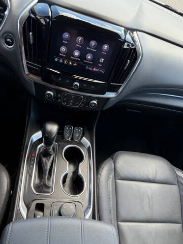 2021 Chevrolet Traverse LT Leather