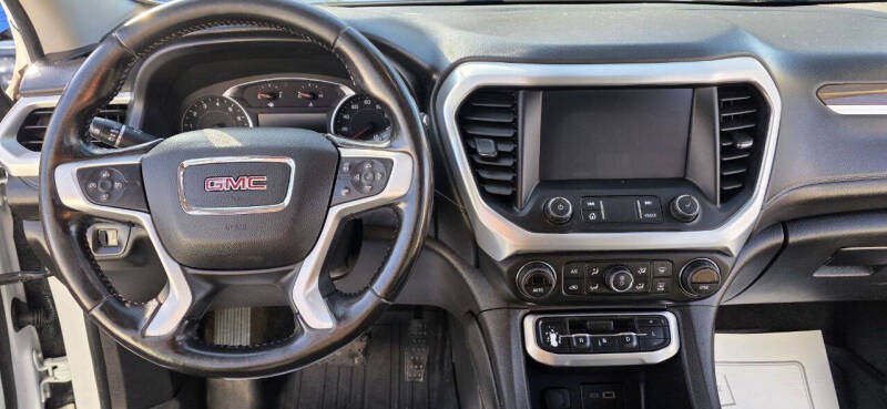 2020 GMC Acadia SLE