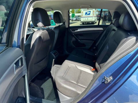 2015 Volkswagen Golf TSI S