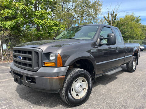 2005 Ford F-250 Super Duty for sale at Purcell Auto Sales LLC in Camby IN