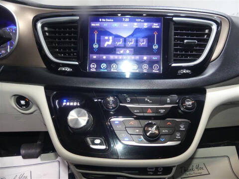 2018 Chrysler Pacifica Touring L Plus