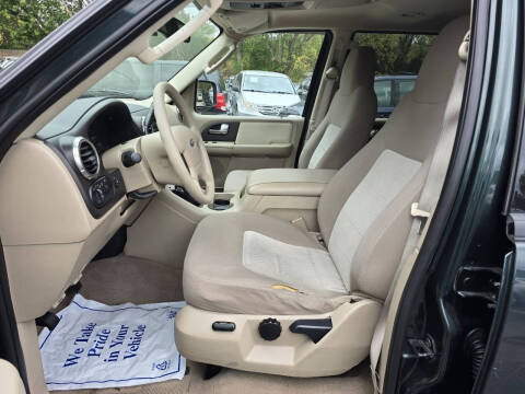 2004 Ford Expedition XLT