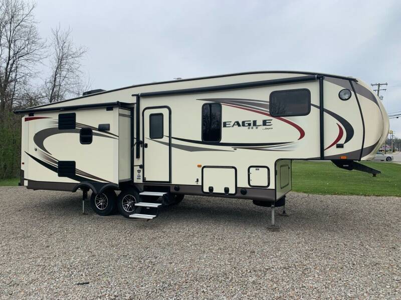 2016 Jayco Eagle 28.5 RSTS for sale at Reds Garage Sales Service Inc in Bentleyville PA