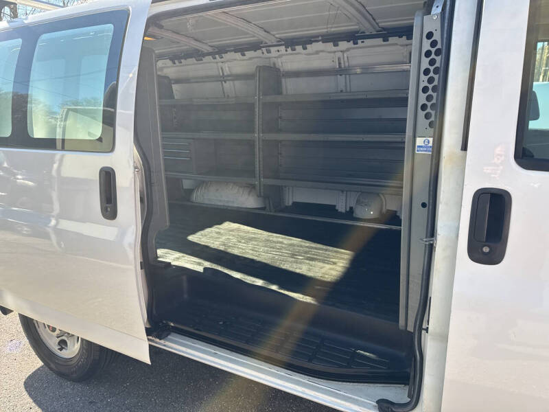 2011 GMC Savana 3500