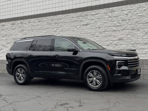 2024 Chevrolet Traverse LT