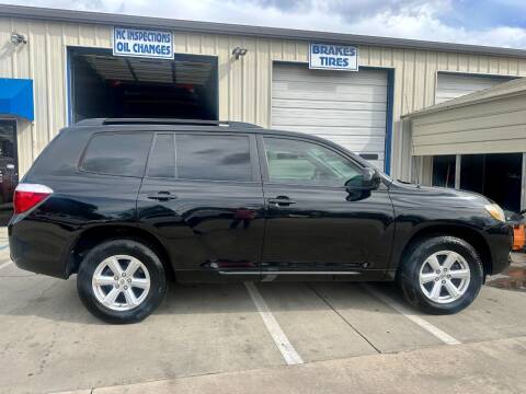 2009 Toyota Highlander for sale at Van 2 Auto Sales Inc in Siler City NC