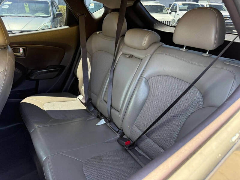 2014 Hyundai Tucson SE