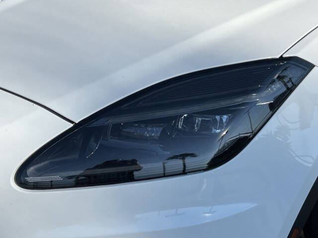 2024 Jaguar E-PACE P250 R-Dynamic SE