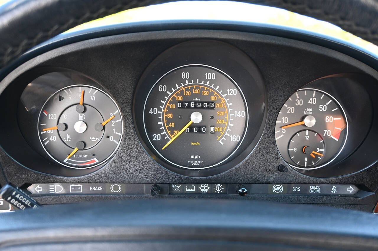 1988 Mercedes-Benz 560-Class 36