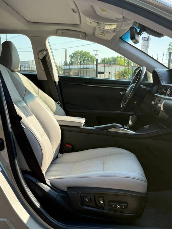2016 Lexus ES 350