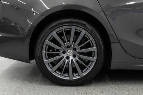 2022 Maserati Ghibli Modena Q4