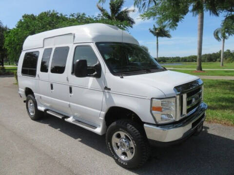 2010 Ford E-Series E-350 SD
