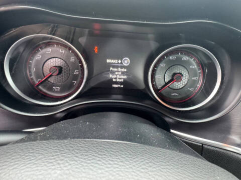 2016 Dodge Charger SE