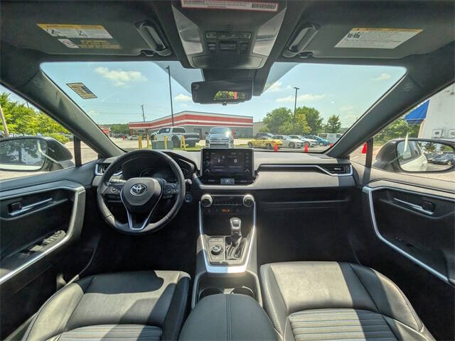 2019 Toyota RAV4 Hybrid XSE