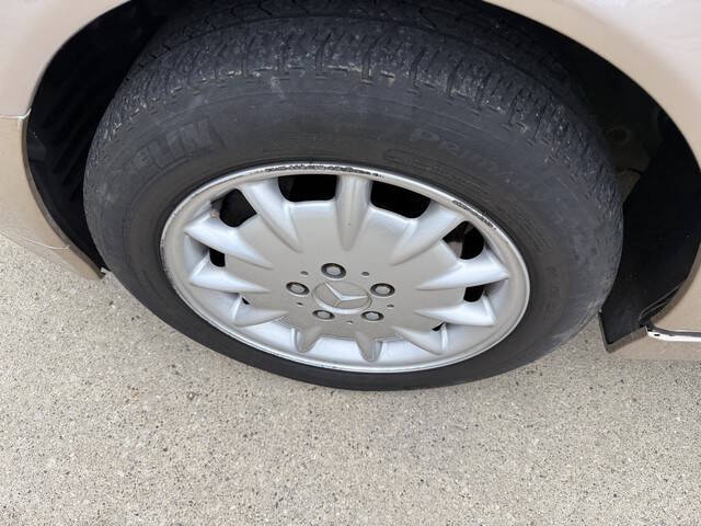 2001 Mercedes-Benz E-Class E 320