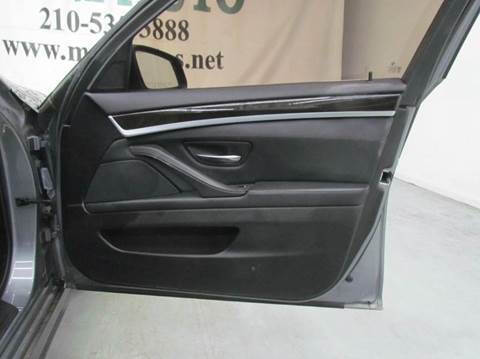 2011 BMW 5 Series 528i