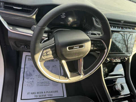 2023 Jeep Grand Cherokee L Altitude