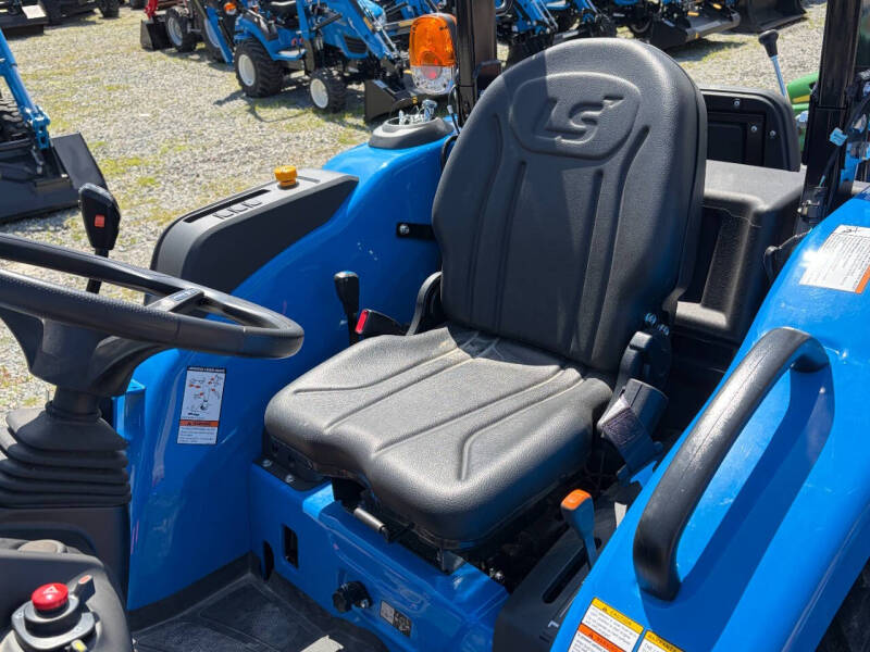 2026 LS MT226E