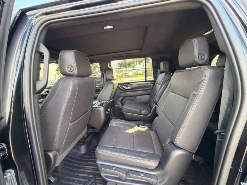 2023 Chevrolet Suburban High Country